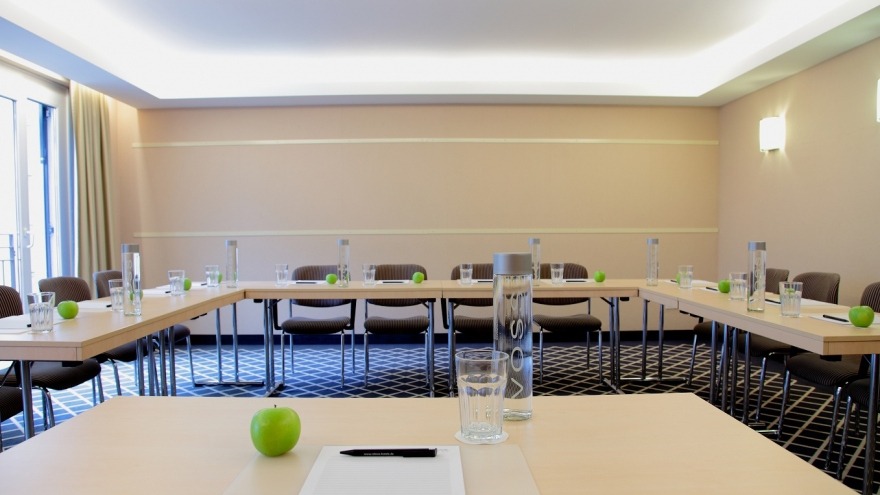 Tagungsraum Bad Steben U-Form relexa hotel Berlin - Tagungsraum Bad Steben U-Form